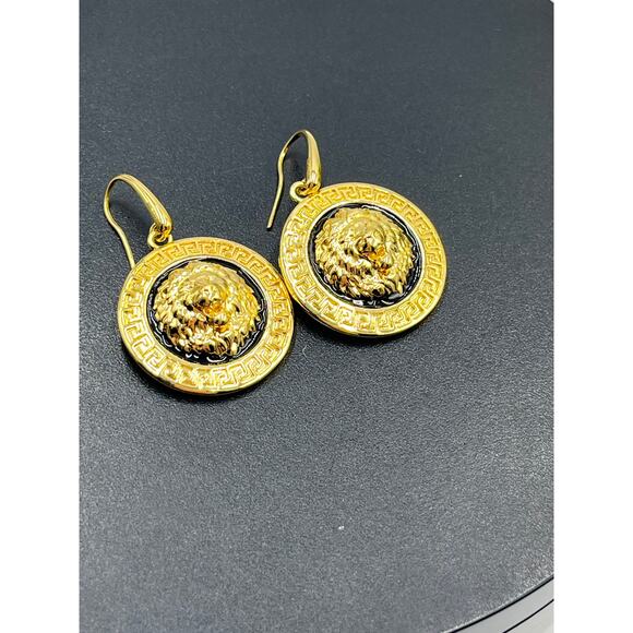 Bellezza Relief Framed Lion's Head Face Black Enamel Greek Key Dangle Earrings - Picture 6 of 11